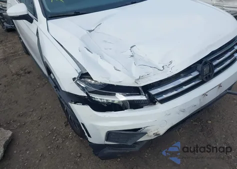 2021 Volkswagen Tiguan 2.0T Se/2.0T Se R-Line Black/2.0T Sel из США, поврежденный, VIN 3VV2B7AX6MM095241
